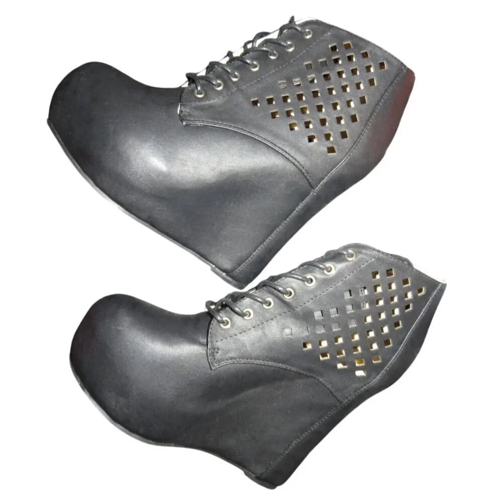 Chase & Chloe Perforated Black Vegan Leather Platform Wedges size 8 brand new